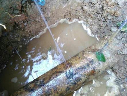 来宾楼顶漏水维修公司分享下漏水检测的原理